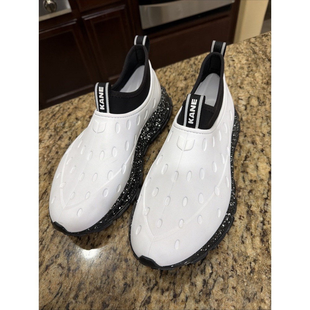 KANE Active Recovery Shoe Revive All Conditions White / Black Speckle M10 / W12